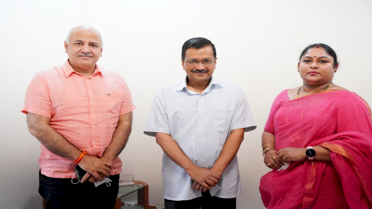 कर्णम मल्लेश्वरी बनेंगी दिल्ली स्पोर्ट्स यूनिवर्सिटी की पहली कुलपति, मुख्यमंत्री अरविंद केजरीवाल ने दी जानकारी कर्णम मल्लेश्वरी बनेंगी दिल्ली स्पोर्ट्स यूनिवर्सिटी की पहली कुलपति, मुख्यमंत्री अरविंद केजरीवाल ने दी जानकारी