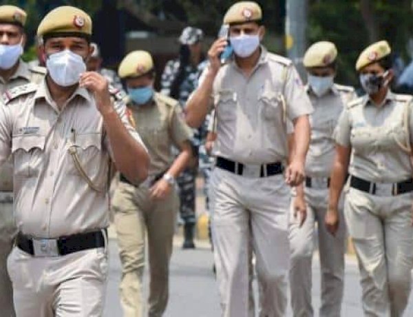 Photo Courtesy: liveHindustan.com Photo Courtesy: liveHindustan.com