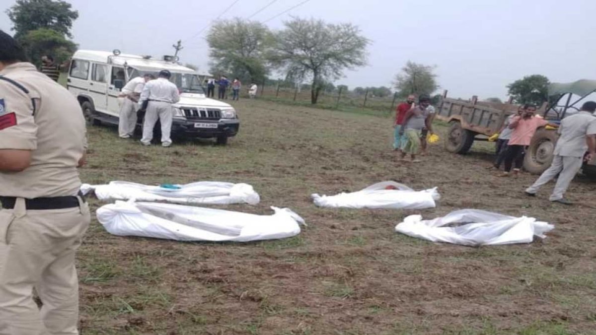देवास में आदिवासी परिवार के 5 सदस्यों की जघन्य हत्या मामले की CBI जांच की मांग, कमलनाथ ने मुख्यमंत्री को लिखा पत्र देवास में आदिवासी परिवार के 5 सदस्यों की जघन्य हत्या मामले की CBI जांच की मांग, कमलनाथ ने मुख्यमंत्री को लिखा पत्र