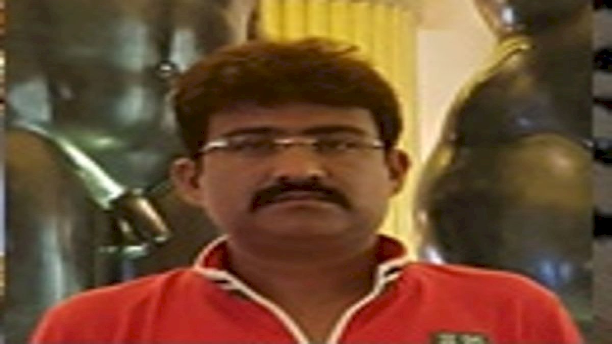 इंदौर में भ्रष्ट नगर निगम कर्मचारी के घर 25 करोड़ की संपत्ति मिलने के मामले में ED ने 5 करोड़ की प्रॉपर्टी अटैच की इंदौर में भ्रष्ट नगर निगम कर्मचारी के घर 25 करोड़ की संपत्ति मिलने के मामले में ED ने 5 करोड़ की प्रॉपर्टी अटैच की