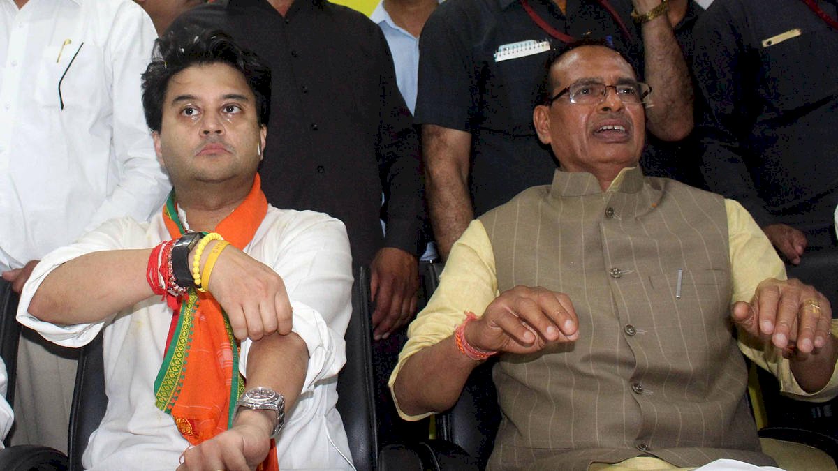 भ्रष्टाचार में सबको पीछे छोड़ दूसरे स्थान पर पहुंचे सिंधिया, सबसे ज्यादा भ्रष्टाचारी शिवराज, ऑनलाइन पोल के नतीजे भ्रष्टाचार में सबको पीछे छोड़ दूसरे स्थान पर पहुंचे सिंधिया, सबसे ज्यादा भ्रष्टाचारी शिवराज, ऑनलाइन पोल के नतीजे