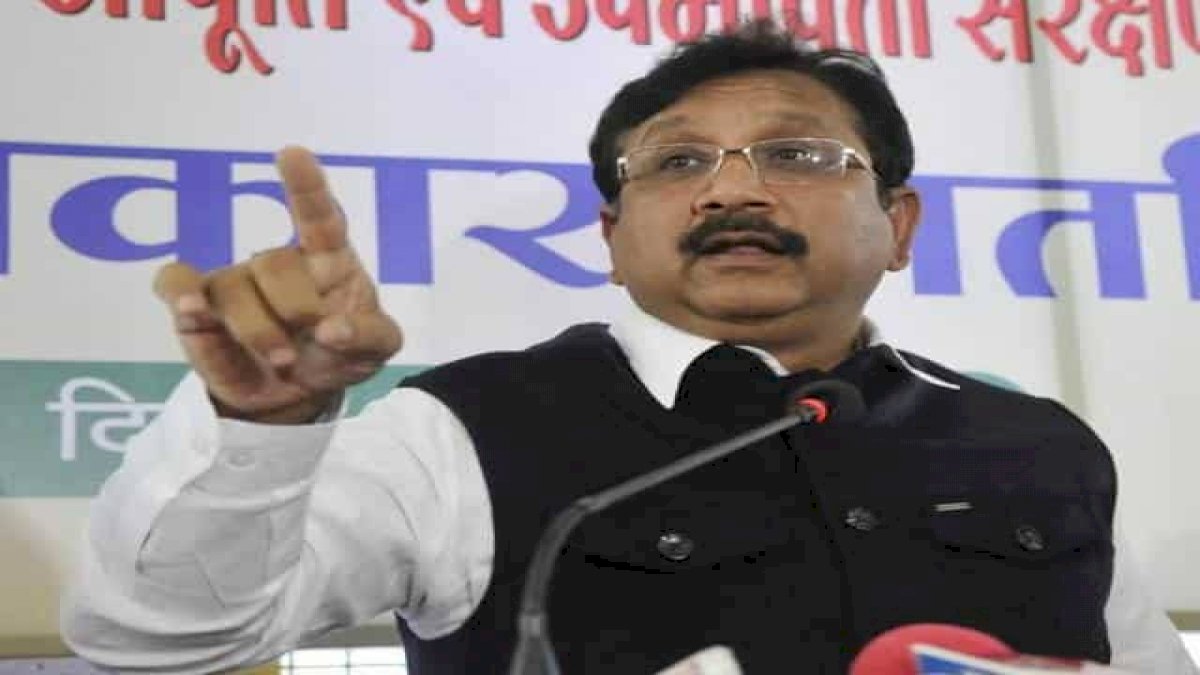 विदिशा कुआं हादसे पर वन मंत्री विजय शाह का अजीबोगरीब बयान, कहा, दोषियों को मिलेगी फांसी की सजा विदिशा कुआं हादसे पर वन मंत्री विजय शाह का अजीबोगरीब बयान, कहा, दोषियों को मिलेगी फांसी की सजा