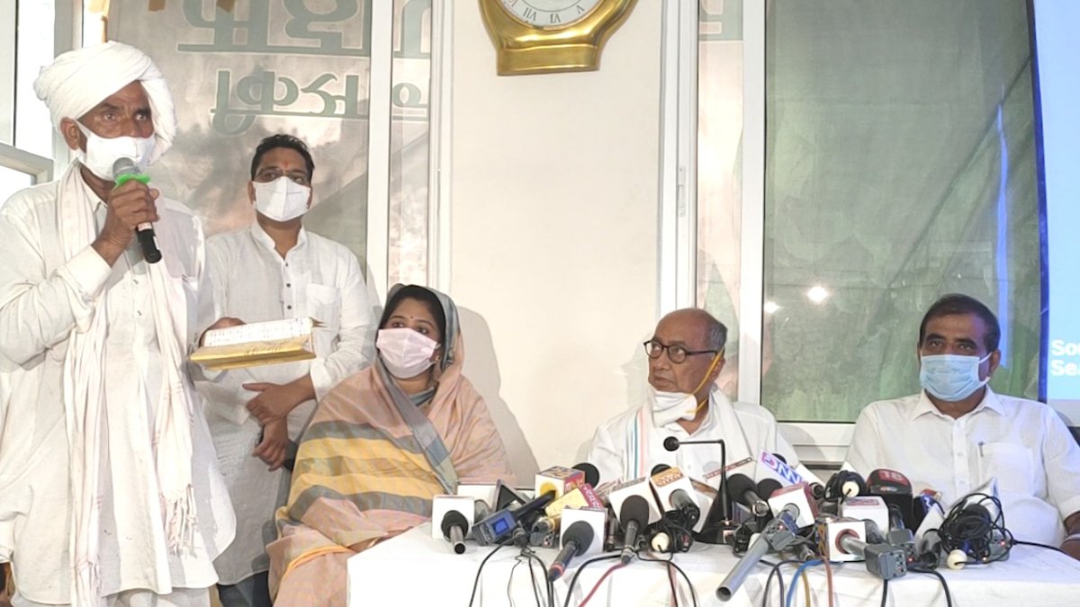 कोरोना काल में MP में हुआ करोडों का राशन घोटाला, दिग्विजय सिंह ने सबूत देकर की SIT जांच की मांग कोरोना काल में MP में हुआ करोडों का राशन घोटाला, दिग्विजय सिंह ने सबूत देकर की SIT जांच की मांग