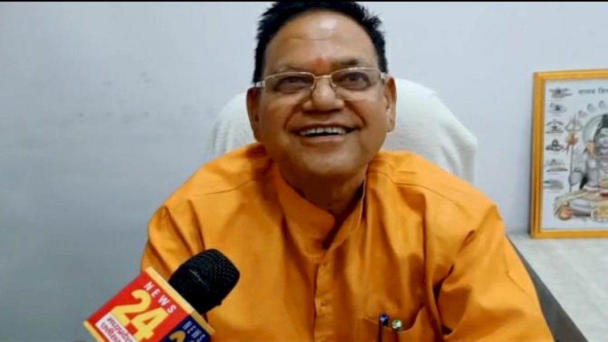 बीजेपी MLA ने अपने 9 बच्चों के लिए बताया कांग्रेस को जिम्मेदार, बोले- समय रहते कानून ही नहीं बनाया बीजेपी MLA ने अपने 9 बच्चों के लिए बताया कांग्रेस को जिम्मेदार, बोले- समय रहते कानून ही नहीं बनाया
