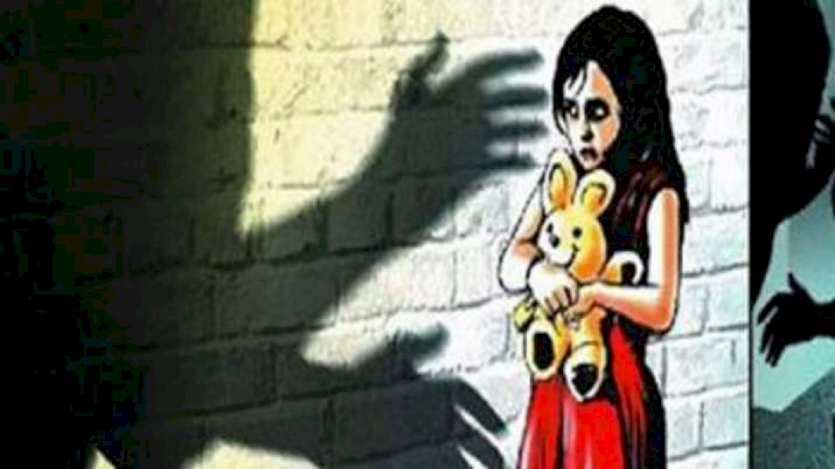 भोपाल में 10 साल की बच्ची से छेड़छाड़ , आरोपी ने दुकान का शटर बंद कर के गलत हरकत को दिया अंजाम भोपाल में 10 साल की बच्ची से छेड़छाड़ , आरोपी ने दुकान का शटर बंद कर के गलत हरकत को दिया अंजाम