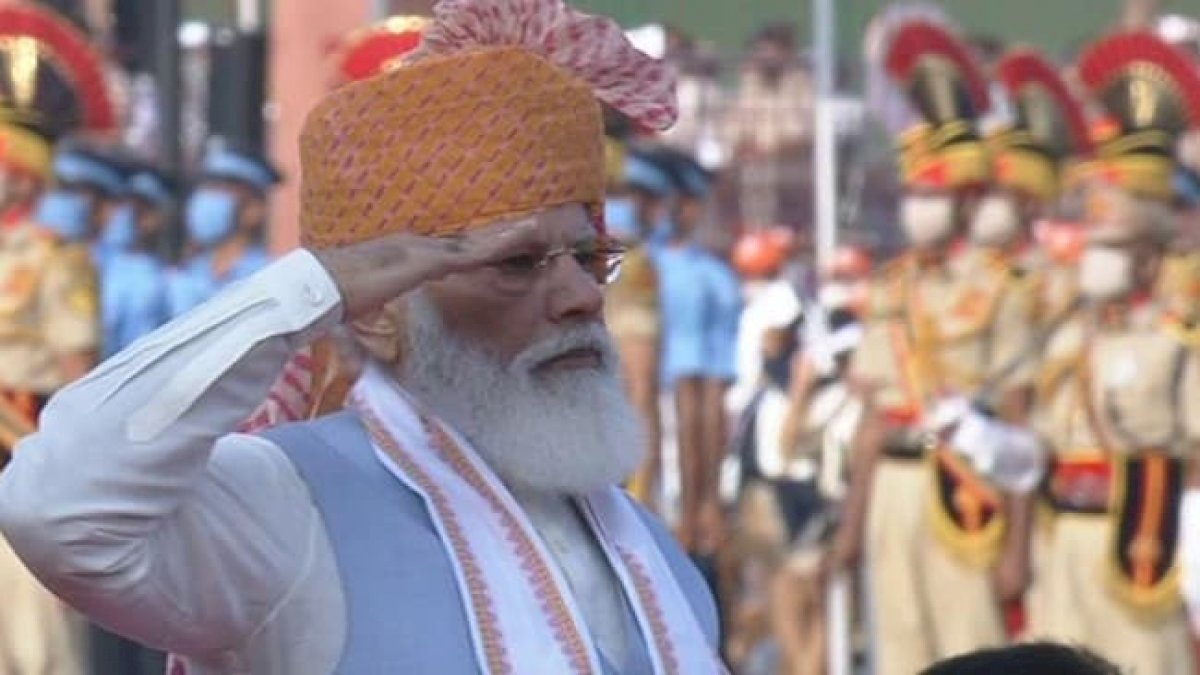75th Independence Day: पीएम मोदी ने दिया सबका साथ, सबका विकास, सबका विश्वास और सबका प्रयास का नारा 75th Independence Day: पीएम मोदी ने दिया सबका साथ, सबका विकास, सबका विश्वास और सबका प्रयास का नारा