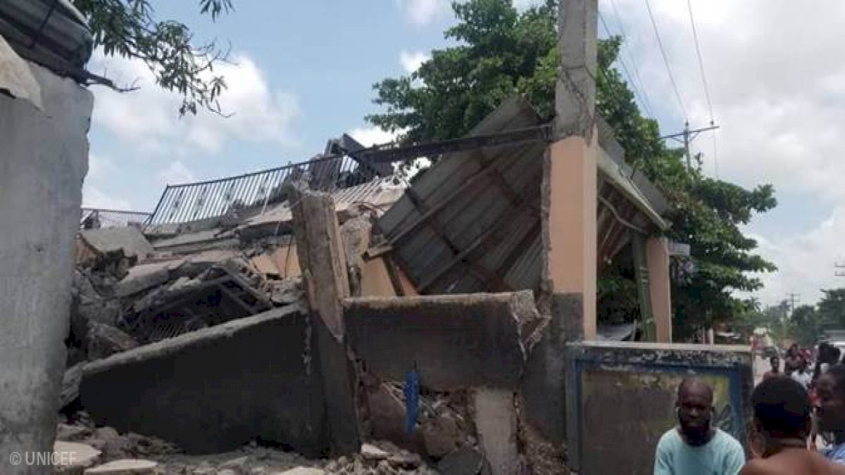 हैती में भूकंप से अब तक 304 लोगों की मौत, 1500 से ज्यादा घर तबाह,आपातकाल की घोषणा हैती में भूकंप से अब तक 304 लोगों की मौत, 1500 से ज्यादा घर तबाह,आपातकाल की घोषणा