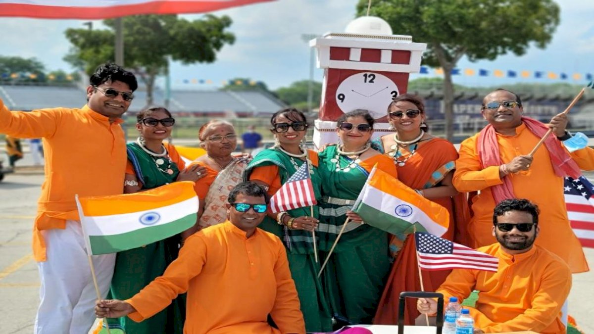 अमेरिका में छत्तीसगढ़ी संस्कृति के दर्शन, छत्तीसगढ़िया NRI बोले देश से दूर हैं लेकिन दिल में बसती है वतन की मिट्टी की महक अमेरिका में छत्तीसगढ़ी संस्कृति के दर्शन, छत्तीसगढ़िया NRI बोले देश से दूर हैं लेकिन दिल में बसती है वतन की मिट्टी की महक