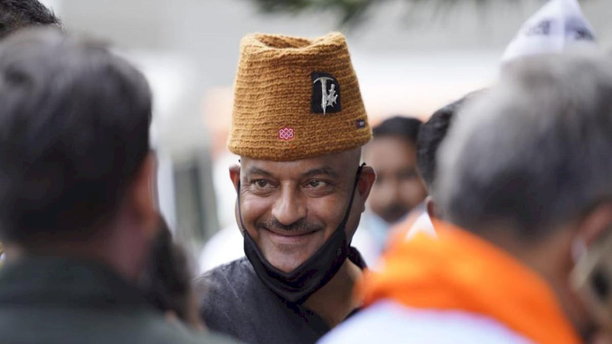 AAP ने अजय कोठियाल को घोषित किया अपना सीएम उम्मीदवार, उत्तराखंड चुनावों के मद्देनज़र मिली ज़िम्मेदारी AAP ने अजय कोठियाल को घोषित किया अपना सीएम उम्मीदवार, उत्तराखंड चुनावों के मद्देनज़र मिली ज़िम्मेदारी