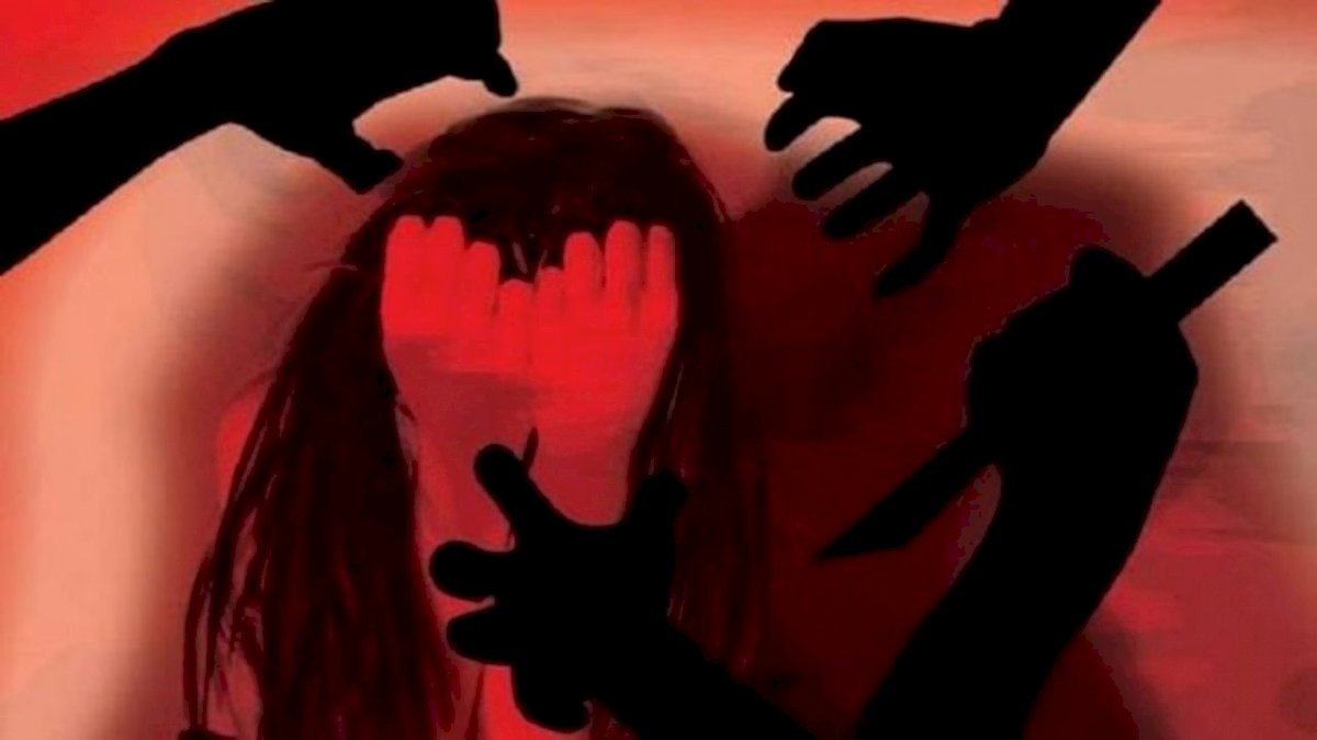गुना में 9 साल की मासूम से दरिंदगी, पुलिस पर लगा जांच में लापरवाही का आरोप गुना में 9 साल की मासूम से दरिंदगी, पुलिस पर लगा जांच में लापरवाही का आरोप