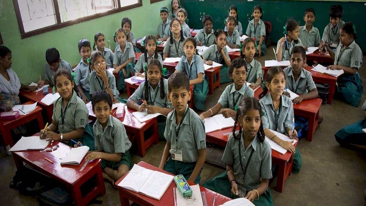 नरेश त्रेहान ने स्कूलों के खुलने पर जताई आशंका, अगर बच्चे बीमार पड़ेंगे तो हमारे अस्पताल संभाल नहीं पाएंगे नरेश त्रेहान ने स्कूलों के खुलने पर जताई आशंका, अगर बच्चे बीमार पड़ेंगे तो हमारे अस्पताल संभाल नहीं पाएंगे