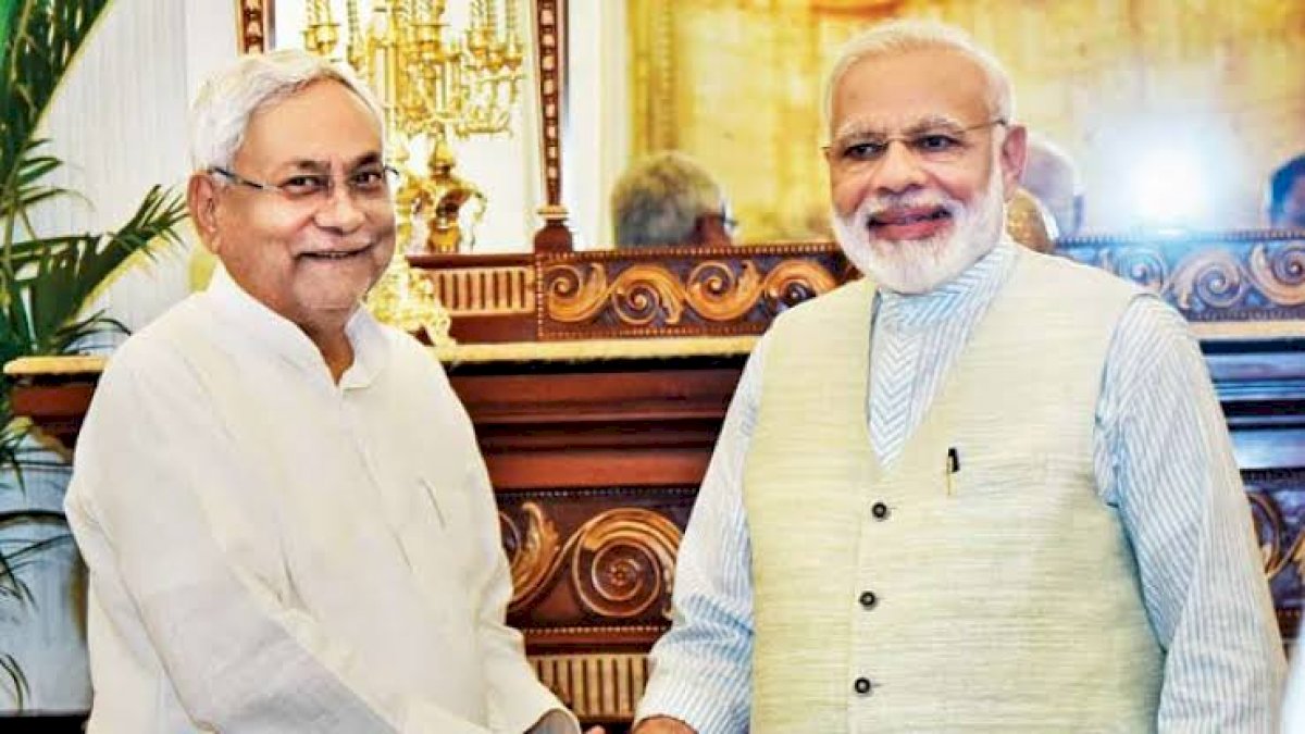 पीएम मोदी से मिलने पहुंचे नीतीश और तेजस्वी, जातिगत जनगणना की मांग को लेकर हुई मुलाकात पीएम मोदी से मिलने पहुंचे नीतीश और तेजस्वी, जातिगत जनगणना की मांग को लेकर हुई मुलाकात