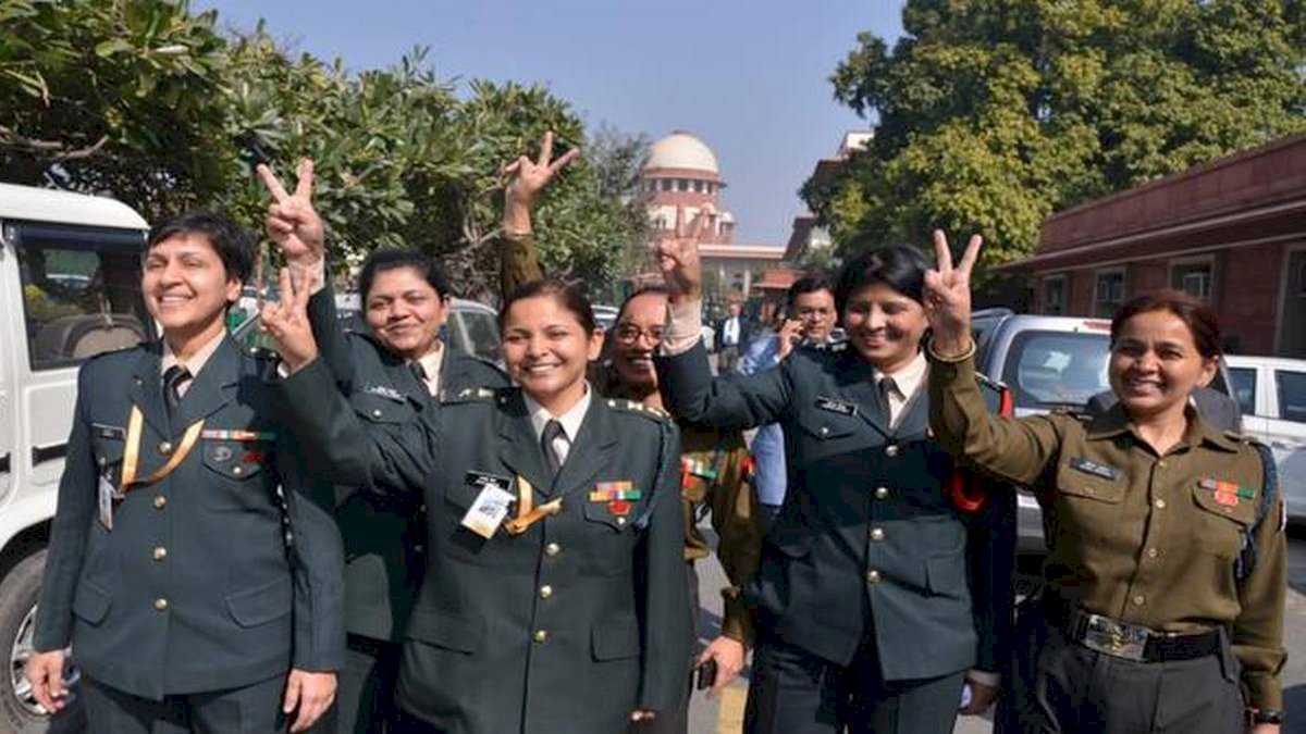 भारतीय सेना ने 5 महिला अफसरों को कर्नल रैंक पर किया प्रमोट, ऐतिहासिक फैसले के तहत 26 साल की सेवा पूरी करने पर मिला प्रमोशन भारतीय सेना ने 5 महिला अफसरों को कर्नल रैंक पर किया प्रमोट, ऐतिहासिक फैसले के तहत 26 साल की सेवा पूरी करने पर मिला प्रमोशन