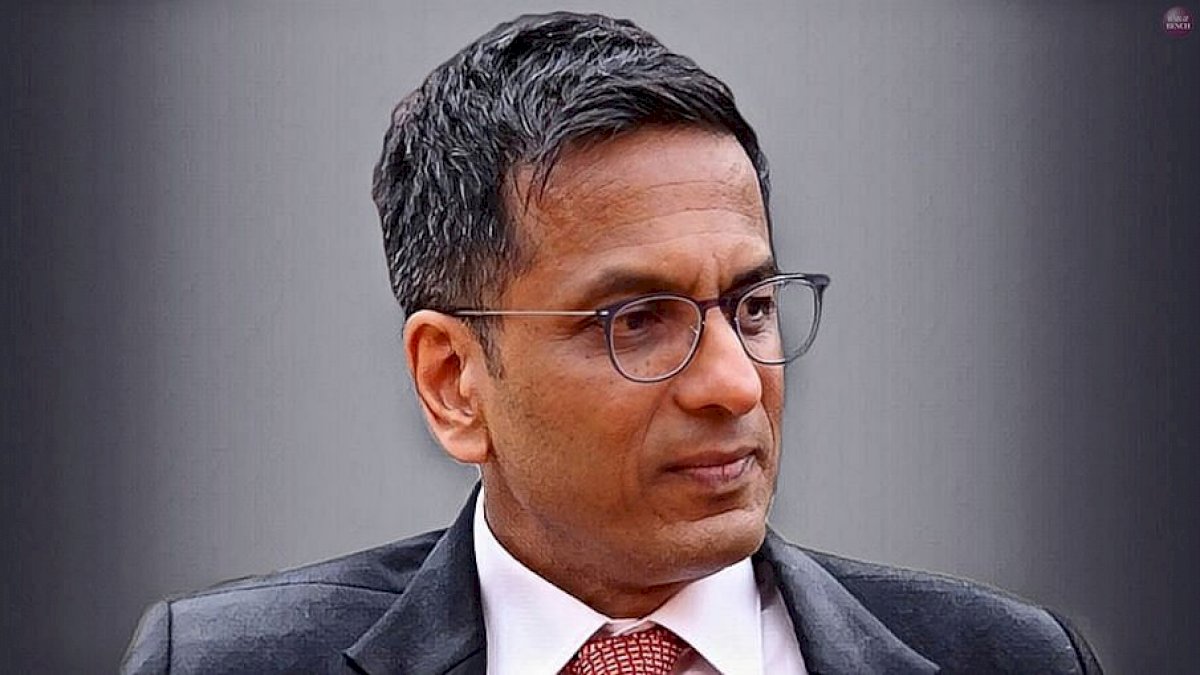 सत्ता के झूठ का पर्दाफाश करें बौद्धिक लोग, जस्टिस डी वाई चंद्रचूड़ ने की टिप्पणी सत्ता के झूठ का पर्दाफाश करें बौद्धिक लोग, जस्टिस डी वाई चंद्रचूड़ ने की टिप्पणी