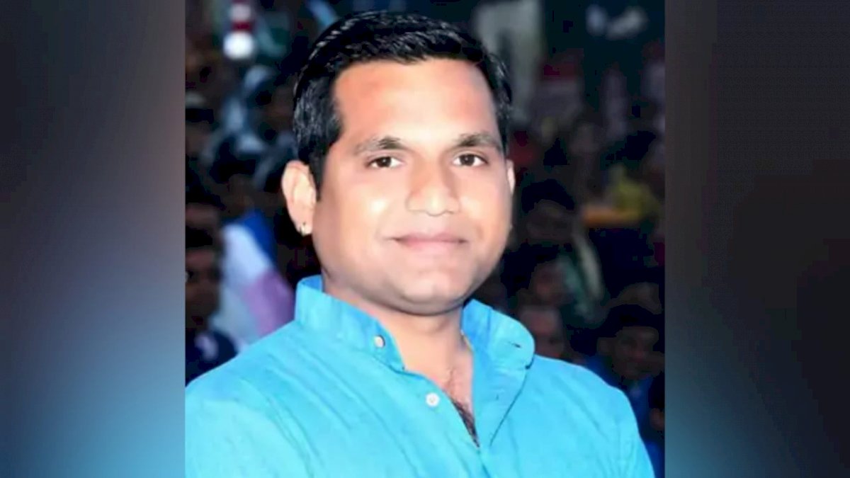 बीजेपी नेता पर नाबालिग छात्रा से बलात्कार का आरोप, नौकरी का झांसा देकर दो महीने तक करता रहा दुष्कर्म बीजेपी नेता पर नाबालिग छात्रा से बलात्कार का आरोप, नौकरी का झांसा देकर दो महीने तक करता रहा दुष्कर्म