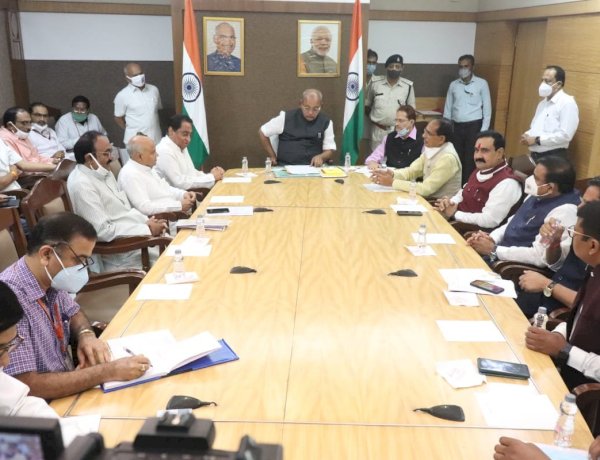 MP: कल से मॉनसून सत्र की शुरुआत, कांग्रेस विधायक दल की बैठक आज, सरकार को घेरने की बनेगी रणनीति MP: कल से मॉनसून सत्र की शुरुआत, कांग्रेस विधायक दल की बैठक आज, सरकार को घेरने की बनेगी रणनीति