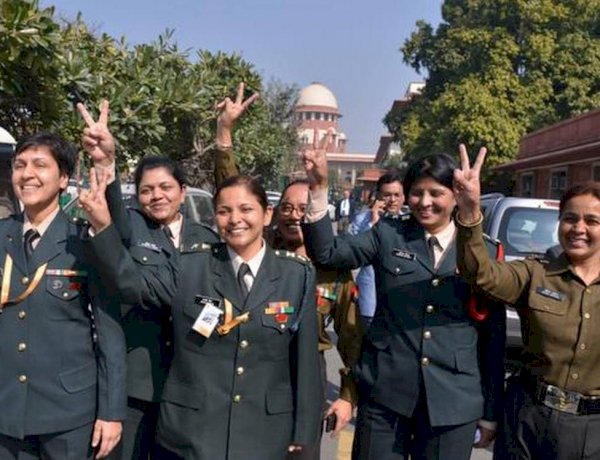 भारतीय सेना ने 5 महिला अफसरों को कर्नल रैंक पर किया प्रमोट, ऐतिहासिक फैसले के तहत 26 साल की सेवा पूरी करने पर मिला प्रमोशन