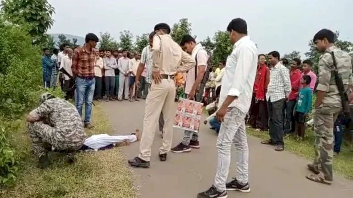 MP के बालाघाट में आदिवासी छात्रा की निर्मम हत्या, शिवराज सरकार पर बरसी कांग्रेस MP के बालाघाट में आदिवासी छात्रा की निर्मम हत्या, शिवराज सरकार पर बरसी कांग्रेस