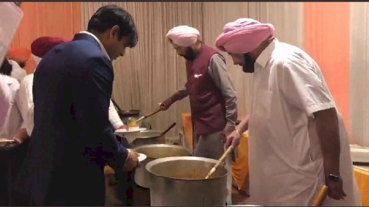 ओलंपिक खिलाड़ियों को कैप्टन ने दी दावत, खिलाया अपने हाथों का बना हुआ खाना ओलंपिक खिलाड़ियों को कैप्टन ने दी दावत, खिलाया अपने हाथों का बना हुआ खाना