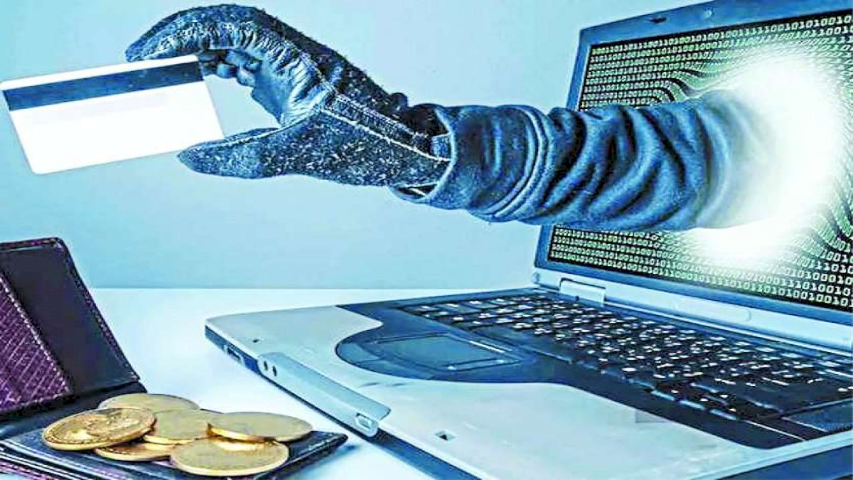 बीजेपी महिला नेत्री से ऑनलाइन ठगी, ATM कार्ड का क्लोन बनाकर 40 हजार निकाले बीजेपी महिला नेत्री से ऑनलाइन ठगी, ATM कार्ड का क्लोन बनाकर 40 हजार निकाले