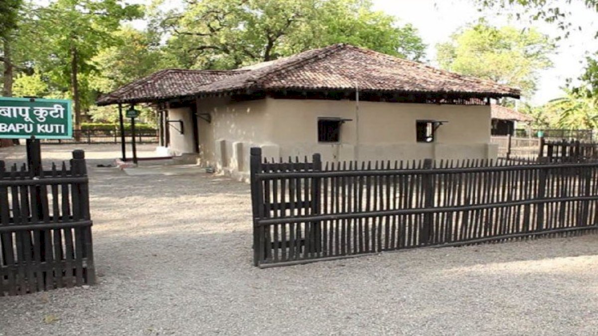 बापू के आदर्शों को बढ़ावा देने की कवायद, वर्धा की तर्ज पर नवा रायपुर में बनेगा सेवाग्राम बापू के आदर्शों को बढ़ावा देने की कवायद, वर्धा की तर्ज पर नवा रायपुर में बनेगा सेवाग्राम