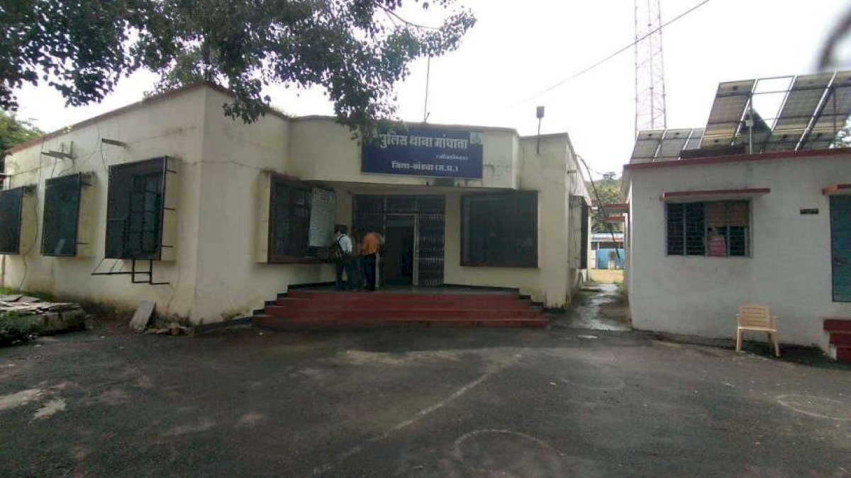पुलिस कस्टडी में युवक की मौत, अरुण यादव ने मांगा नरोत्तम मिश्रा का इस्तीफा पुलिस कस्टडी में युवक की मौत, अरुण यादव ने मांगा नरोत्तम मिश्रा का इस्तीफा