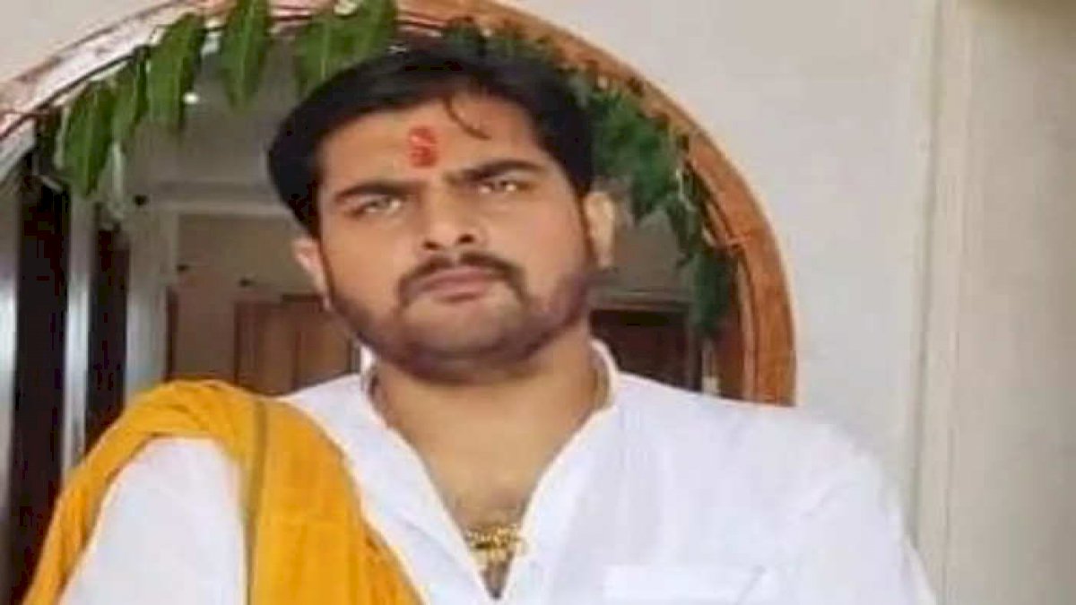 पूर्व MLA युद्धवीर सिंह जूदेव का निधन, जशपुर राजपरिवार में शोक की लहर पूर्व MLA युद्धवीर सिंह जूदेव का निधन, जशपुर राजपरिवार में शोक की लहर
