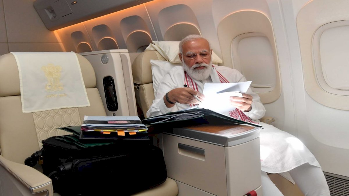 अफगानिस्तान से बचने के लिए पाकिस्तान के एयरस्पेस से होकर अमेरिका गए मोदी, रिपोर्ट में दावा अफगानिस्तान से बचने के लिए पाकिस्तान के एयरस्पेस से होकर अमेरिका गए मोदी, रिपोर्ट में दावा