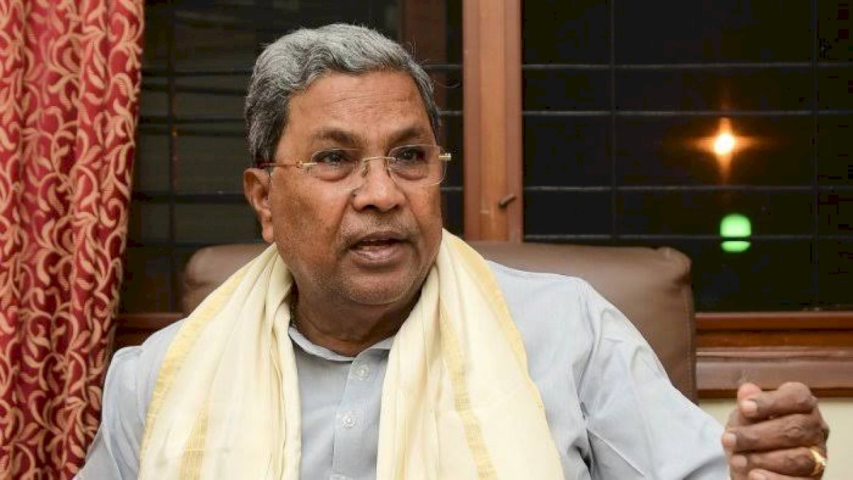 सिद्धारमैया का बीजेपी पर करारा वार, बीजेपी को बताया तालिबानी और हिटलर का वंशज सिद्धारमैया का बीजेपी पर करारा वार, बीजेपी को बताया तालिबानी और हिटलर का वंशज