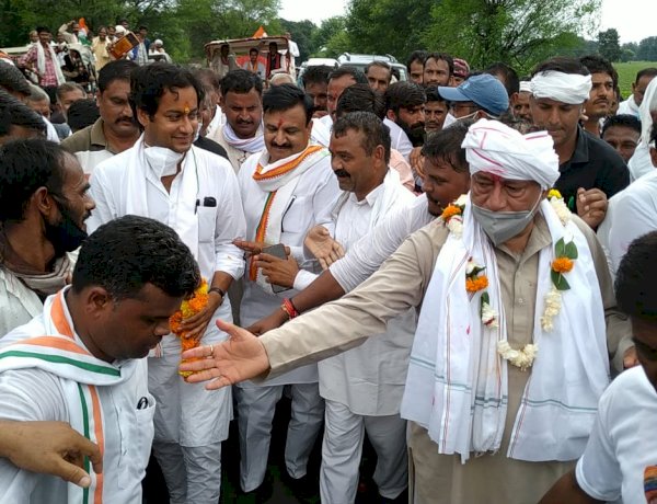 Photo Courtesy : Twitter Photo Courtesy : Twitter