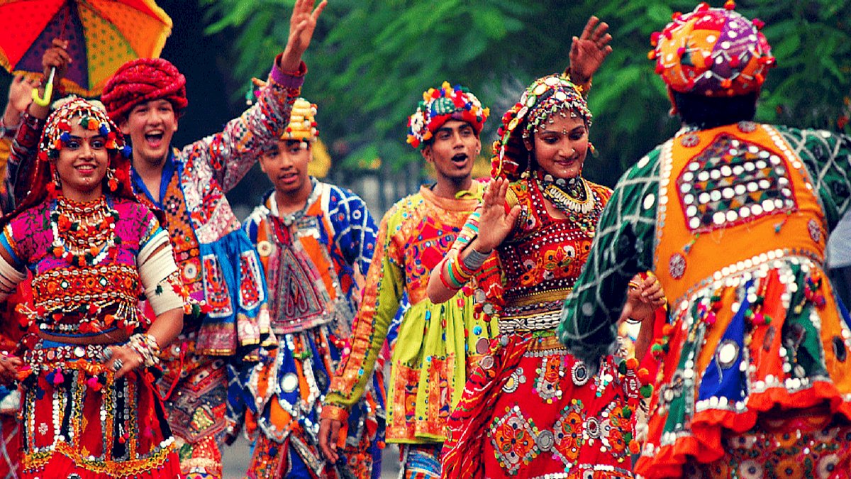 नवरात्र में नहीं होगा गरबा, 30×45 फीट से ज्यादा बड़ा पंडाल भी प्रतिबंधित नवरात्र में नहीं होगा गरबा, 30×45 फीट से ज्यादा बड़ा पंडाल भी प्रतिबंधित