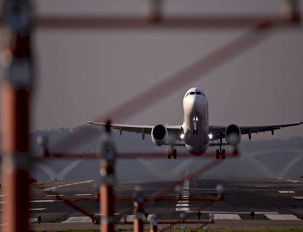भोपाल एयरपोर्ट पर सभी पैसेंजर्स का कोरोना टेस्ट अनिवार्य, बढ़ते कोरोना मामलों की वजह से अलर्ट पर प्रशासन