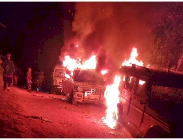 नागालैंड में सुरक्षाबलों की फायरिंग में आम लोगों की मौत, आक्रोशित ग्रामीणों ने जलाईं गाड़ियां