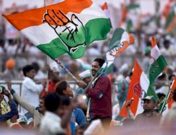 Photo Courtesy: Oneindia Photo Courtesy: Oneindia