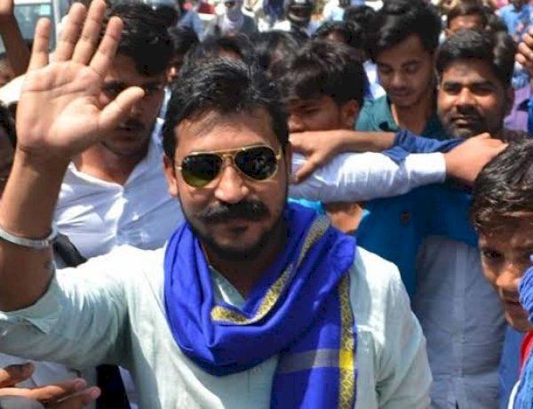 भोपाल पुलिस ने भीम आर्मी चीफ चंद्रशेखर को किया गिरफ्तार, OBC आंदोलन में होना था शामिल भोपाल पुलिस ने भीम आर्मी चीफ चंद्रशेखर को किया गिरफ्तार, OBC आंदोलन में होना था शामिल