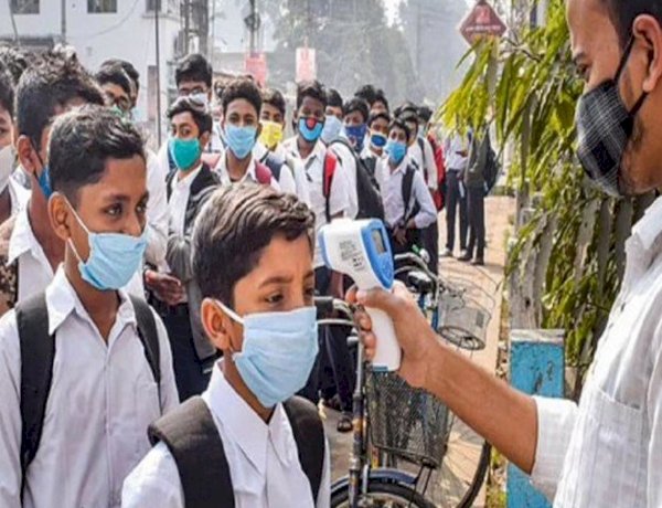 नैनीताल के नवोदय स्कूल में कोरोना ब्लास्ट, 82 छात्र मिले कोरोना संक्रमित, कई की रिपोर्ट आना बाकी नैनीताल के नवोदय स्कूल में कोरोना ब्लास्ट, 82 छात्र मिले कोरोना संक्रमित, कई की रिपोर्ट आना बाकी