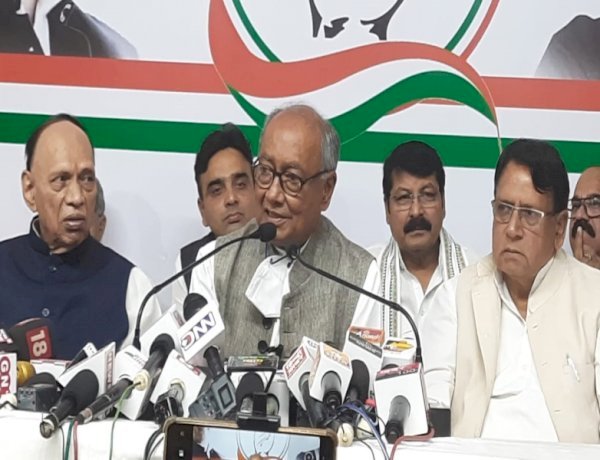 दिग्विजय सिंह का खंडवा दौरा रद्द, राज्य सरकार ने नहीं दी अनुमति, कांग्रेस ने लगाया दोहरे मापदंड का आरोप दिग्विजय सिंह का खंडवा दौरा रद्द, राज्य सरकार ने नहीं दी अनुमति, कांग्रेस ने लगाया दोहरे मापदंड का आरोप