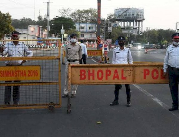 भोपाल में कोरोना का कहर, 434 नए मामले दर्ज, गोविंदपुरा और बैरागढ़ बना हॉटस्पॉट भोपाल में कोरोना का कहर, 434 नए मामले दर्ज, गोविंदपुरा और बैरागढ़ बना हॉटस्पॉट