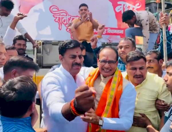 CM शिवराज को मिला नया नाम, BJP MLA ने कहा बुलडोजर मामा, CM बोले- बुलडोजर रुकेगा नहीं CM शिवराज को मिला नया नाम, BJP MLA ने कहा बुलडोजर मामा, CM बोले- बुलडोजर रुकेगा नहीं