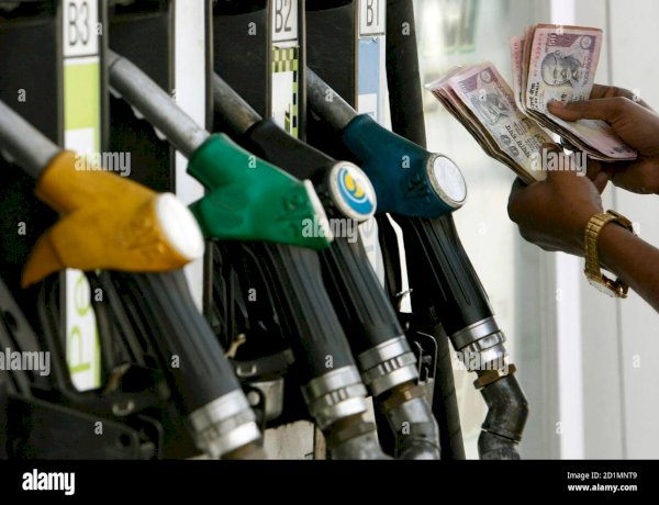 पिछले 10 दिनों में 9वीं बार बढ़े पेट्रोल-डीजल के दाम, आज 80 पैसे प्रति लीटर की बढ़ोत्तरी 