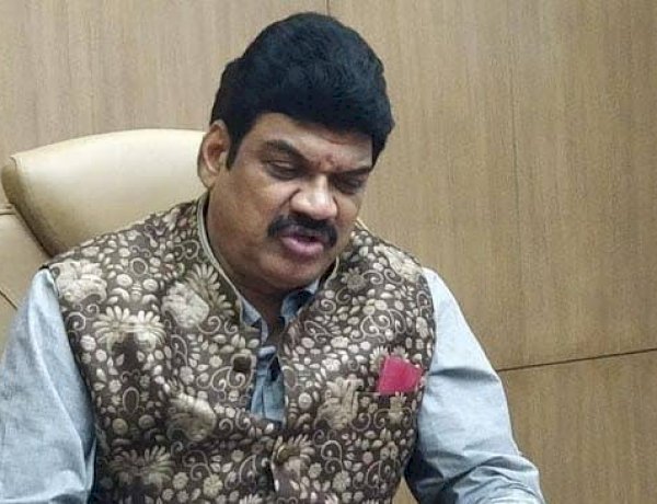50 करोड़ की अवैध वसूली, CBI को बीजेपी मंत्री के खिलाफ शिकायत भेजने वाला कर्मचारी लापता 50 करोड़ की अवैध वसूली, CBI को बीजेपी मंत्री के खिलाफ शिकायत भेजने वाला कर्मचारी लापता