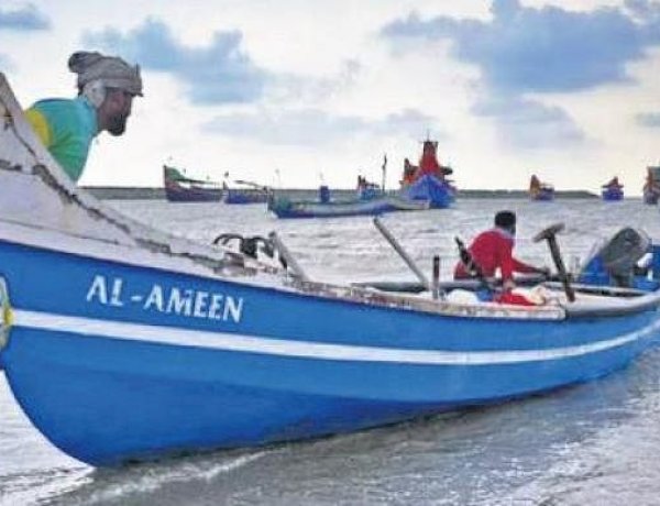 गुजरात के 600 मुस्लिम मछुआरों ने मांगी सामूहिक इच्छामृत्यु, खटखटाया हाईकोर्ट का दरवाजा 