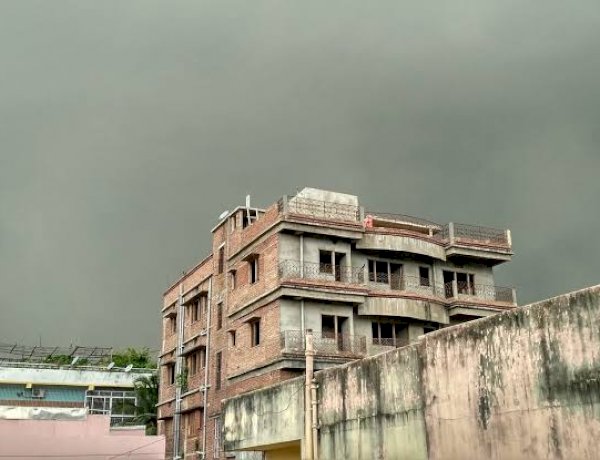 MP में प्री मॉनसून एक्टिव, भोपाल और इंदौर में आज हो सकती है बूंदाबांदी, गर्मी से राहत की उम्मीद MP में प्री मॉनसून एक्टिव, भोपाल और इंदौर में आज हो सकती है बूंदाबांदी, गर्मी से राहत की उम्मीद