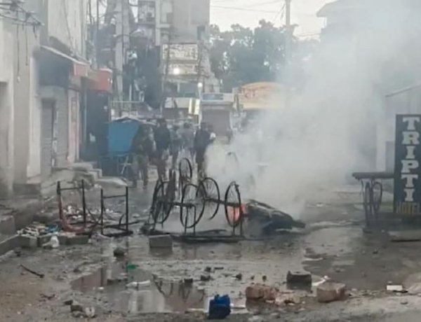 रांची में हिंसा के दौरान घायल दो युवकों की मौत, गोली लगने से हुए थे घायल, UP में 200 से ज्यादा गिरफ्तार रांची में हिंसा के दौरान घायल दो युवकों की मौत, गोली लगने से हुए थे घायल, UP में 200 से ज्यादा गिरफ्तार