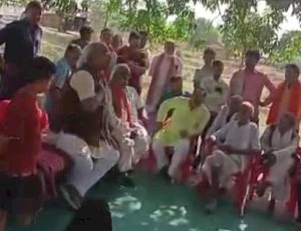 मत देना वोट, मुझे इस गांव से एक भी वोट नहीं चाहिए, ग्रामीणों ने बताई समस्या तो भड़के विधानसभा अध्यक्ष मत देना वोट, मुझे इस गांव से एक भी वोट नहीं चाहिए, ग्रामीणों ने बताई समस्या तो भड़के विधानसभा अध्यक्ष
