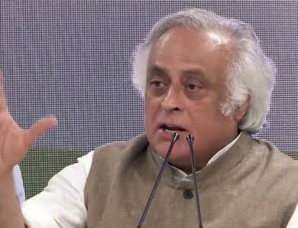 चीन के साथ पीएम की DDLJ नीति, चीनी अतिक्रमण पर कांग्रेस ने केंद्र सरकार को घेरा चीन के साथ पीएम की DDLJ नीति, चीनी अतिक्रमण पर कांग्रेस ने केंद्र सरकार को घेरा