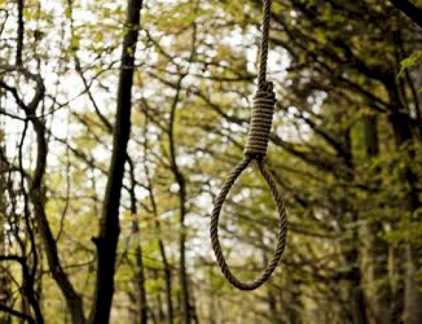 MP के खंडवा में सामूहिक आत्महत्या, आदिवासी परिवार की तीन सगी बहनों ने एक साथ लगाई फांसी