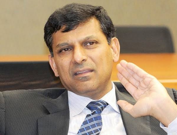 सरकार सिर्फ ताली बजाने वालों को पसंद करती है, देश की आर्थिक स्थिति पर RBI के पूर्व गवर्नर ने जताई चिंता सरकार सिर्फ ताली बजाने वालों को पसंद करती है, देश की आर्थिक स्थिति पर RBI के पूर्व गवर्नर ने जताई चिंता