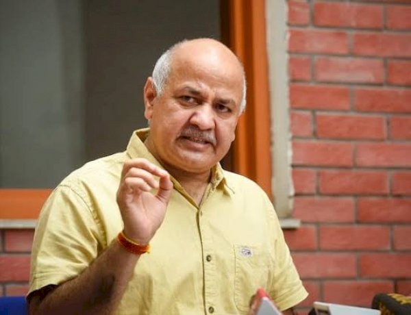 दिल्ली के डिप्टी सीएम मनीष सिसोदिया के घर पहुंची CBI, केजरीवाल बोले- स्वागत है दिल्ली के डिप्टी सीएम मनीष सिसोदिया के घर पहुंची CBI, केजरीवाल बोले- स्वागत है