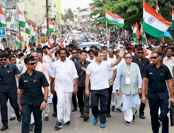कांग्रेस की भारत जोड़ो यात्रा का तीसरा दिन आज, कंधे से कंधा मिलाकर आगे बढ़ रहे पदयात्री